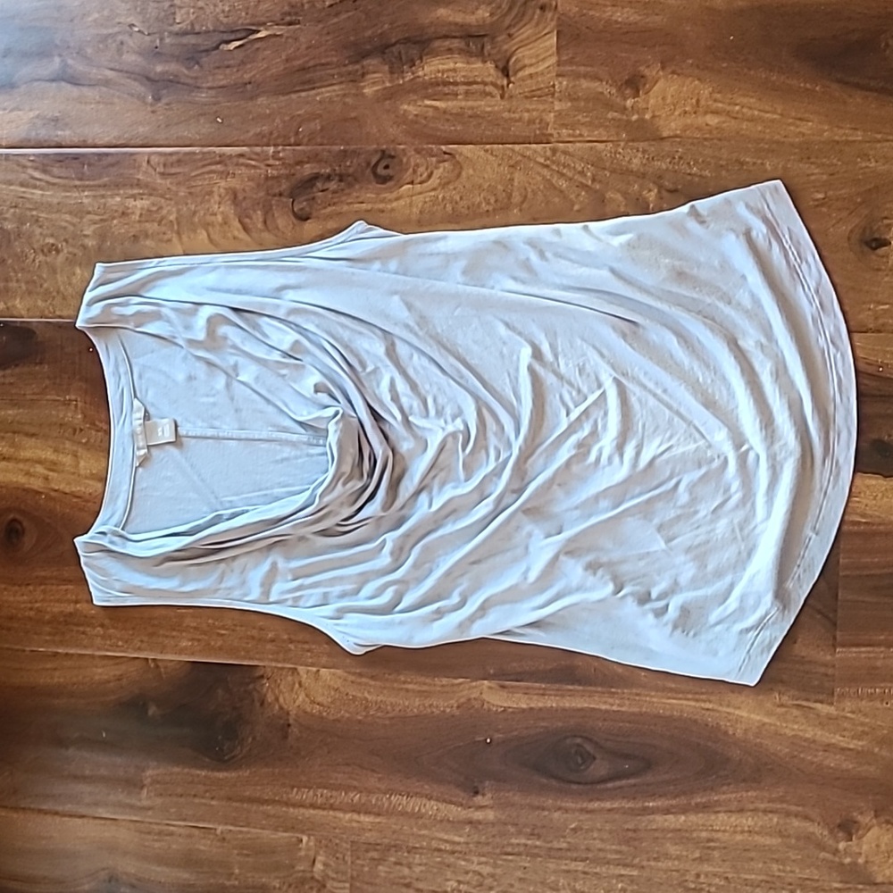 🔥Last Chance🔥 Banana Republic Silver Grey draper front top